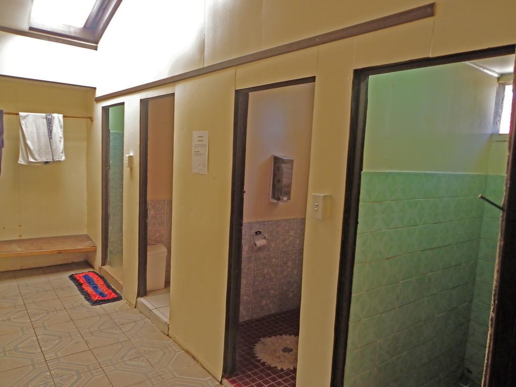 Ratu Kini Backpackers And Dive Resort Mana Island Quarto foto