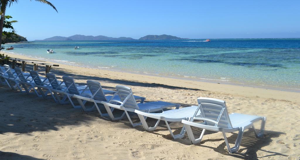 Ratu Kini Backpackers And Dive Resort Mana Island Exterior foto