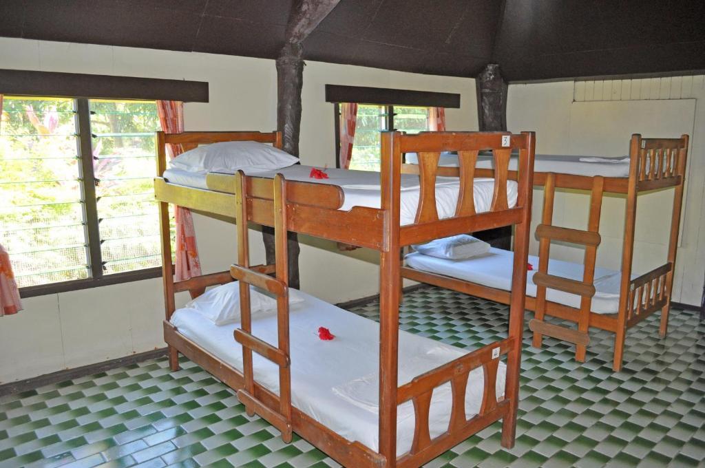 Ratu Kini Backpackers And Dive Resort Mana Island Quarto foto