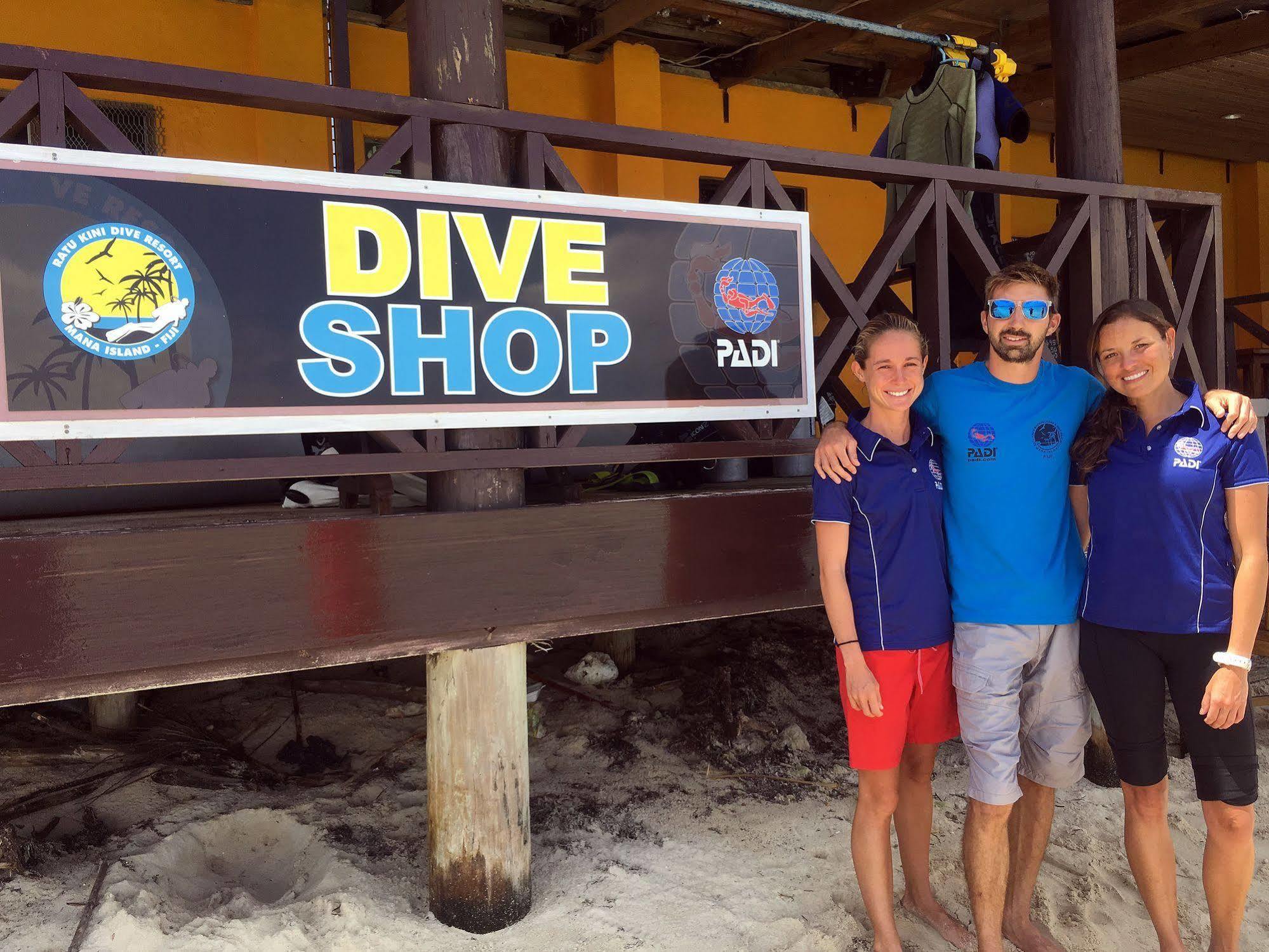 Ratu Kini Backpackers And Dive Resort Mana Island Exterior foto